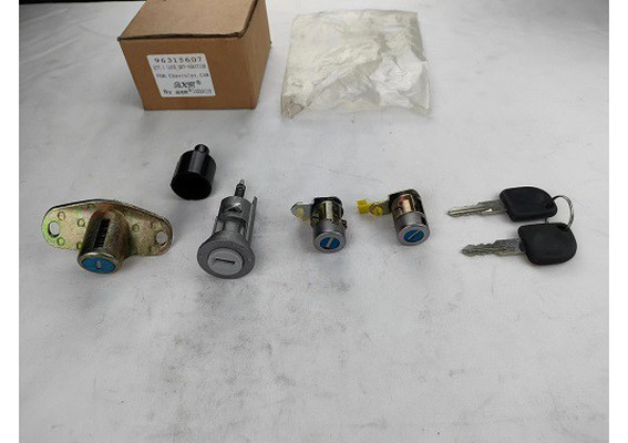 GMQ Auto Parts Complete Door Lock Set Auto Spare Parts for DAEWOO MATIZ